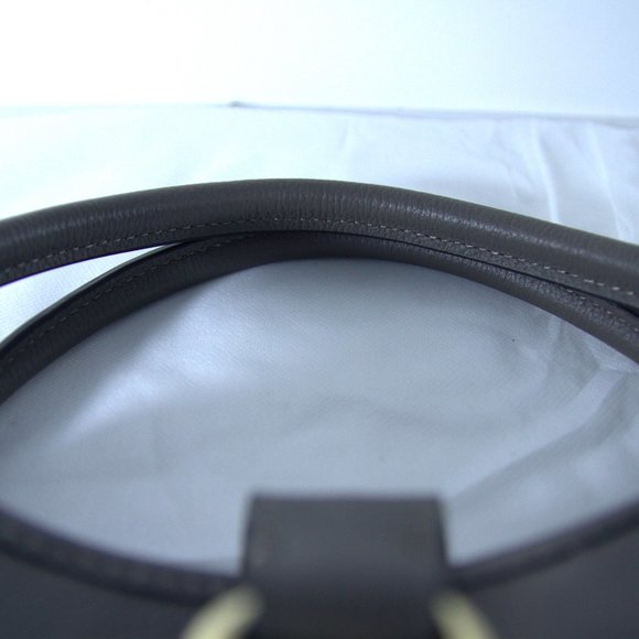 Reposting Dooney & Bourke Gray and Red Shoulder Bag with Gold Accents - Picture 6 of 15